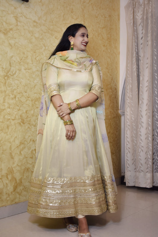 Sunheri Anarkali