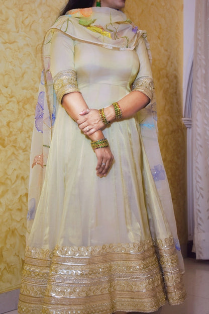 Sunheri Anarkali