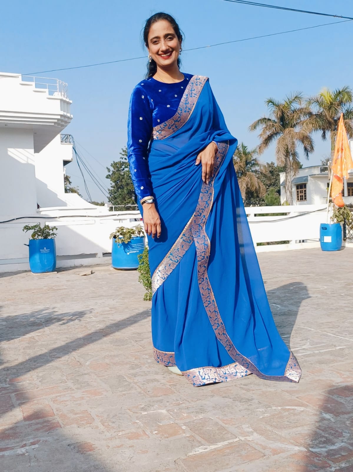 Shahi Neeli Saree