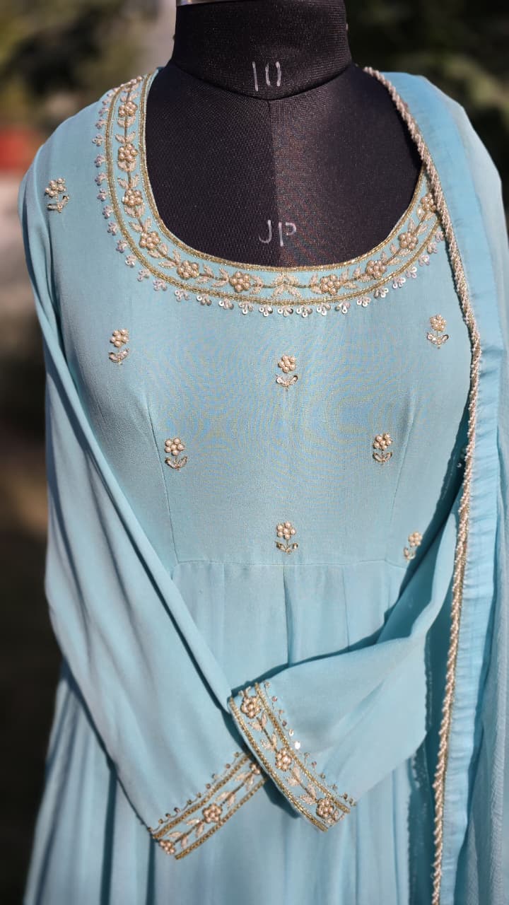 Neel Saaz Anarkali 💙✨