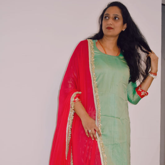 Noor Suit