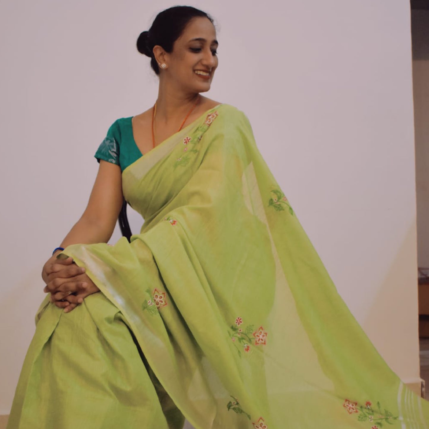 Harit Linen Saree